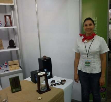 Puesto de exposición de Arte Láser en BN Expo Nuestro Café 2015